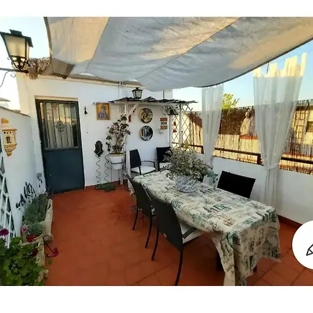 بيت ضيافة Santa Marina Flowers قرطبة